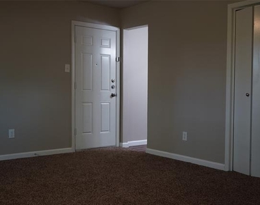 7729 Brandi Place - Photo Thumbnail 10