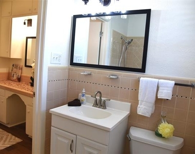 1212 Desiree Lane - Photo Thumbnail 18
