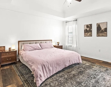 3140 Le Conte Street - Photo Thumbnail 10