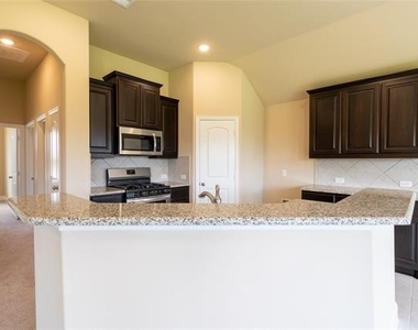 3014 Bobcat Drive - Photo Thumbnail 3