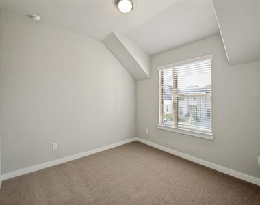 3672 Hollow Pine Drive - Photo Thumbnail 19