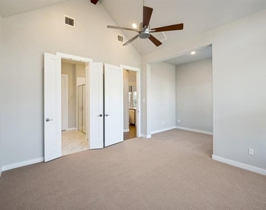 3672 Hollow Pine Drive - Photo Thumbnail 10