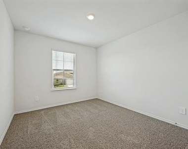 3417 Tomahawk Drive - Photo Thumbnail 17