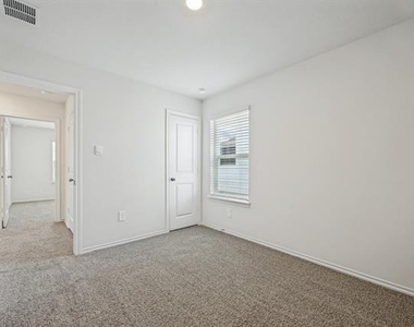 3417 Tomahawk Drive - Photo Thumbnail 20