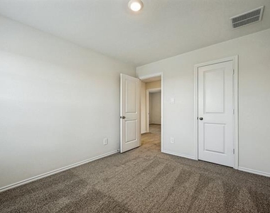 3417 Tomahawk Drive - Photo Thumbnail 16
