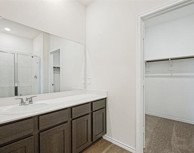 3417 Tomahawk Drive - Photo Thumbnail 11