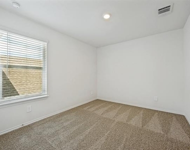 3417 Tomahawk Drive - Photo Thumbnail 19