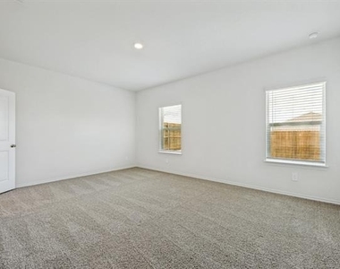 3417 Tomahawk Drive - Photo Thumbnail 8