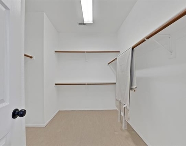 1532 Brandywine Drive - Photo Thumbnail 21