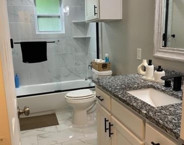 2135 Brookshire Street - Photo Thumbnail 10