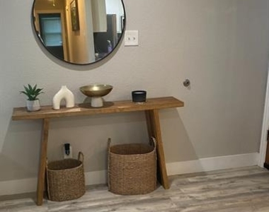 2135 Brookshire Street - Photo Thumbnail 6