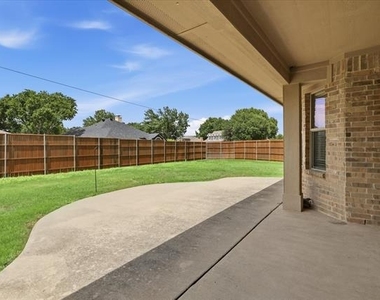 1551 Meadow Run Drive - Photo Thumbnail 36