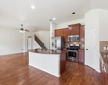 1551 Meadow Run Drive - Photo Thumbnail 11
