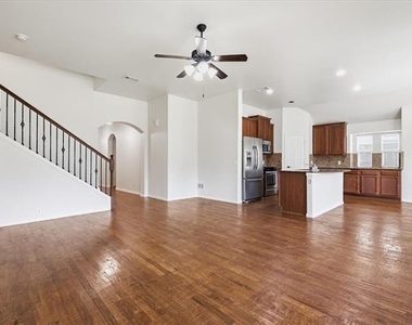 1551 Meadow Run Drive - Photo Thumbnail 8
