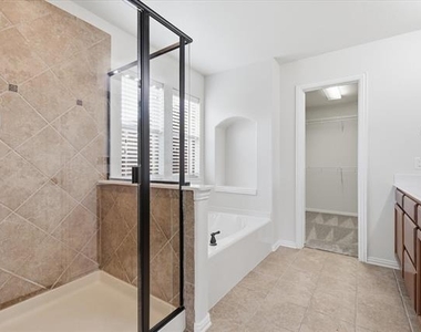 1551 Meadow Run Drive - Photo Thumbnail 21