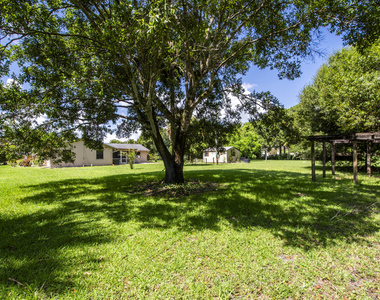 7107 181st Street N - Photo Thumbnail 24