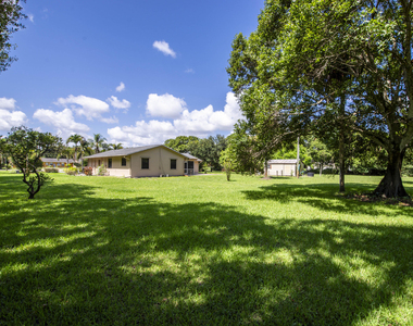 7107 181st Street N - Photo Thumbnail 25