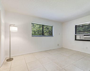 7107 181st Street N - Photo Thumbnail 17