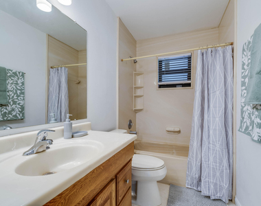 7107 181st Street N - Photo Thumbnail 15