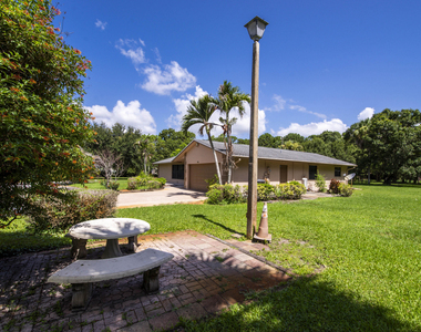 7107 181st Street N - Photo Thumbnail 22