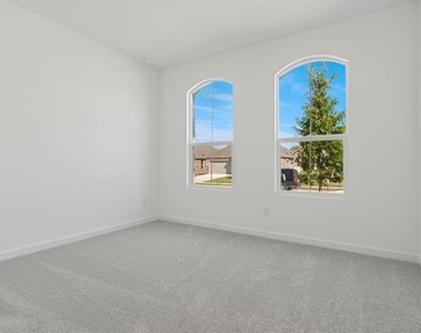 1805 Alpine Larch Lane - Photo Thumbnail 20