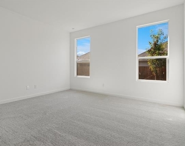1805 Alpine Larch Lane - Photo Thumbnail 13