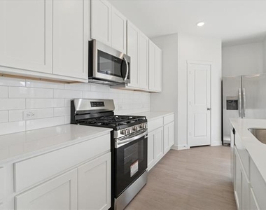1805 Alpine Larch Lane - Photo Thumbnail 10