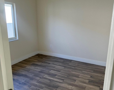 2999 Nw 9th Street - Photo Thumbnail 8