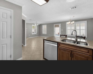 4639 Windstarr Drive - Photo Thumbnail 13