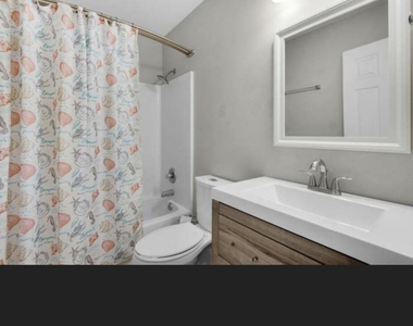 4639 Windstarr Drive - Photo Thumbnail 4