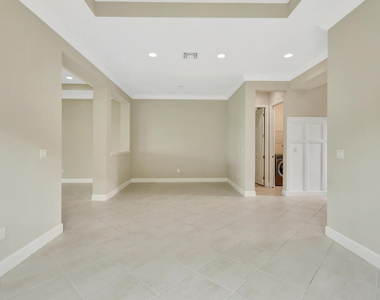 15684 Goldfinch Circle - Photo Thumbnail 4