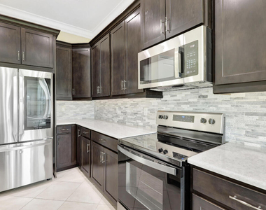 15684 Goldfinch Circle - Photo Thumbnail 8