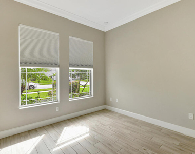 15684 Goldfinch Circle - Photo Thumbnail 20