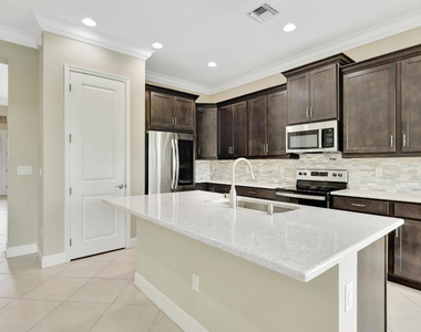 15684 Goldfinch Circle - Photo Thumbnail 10