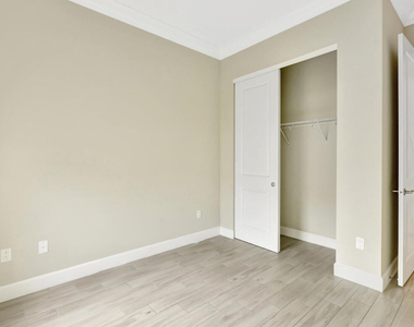 15684 Goldfinch Circle - Photo Thumbnail 23