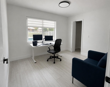 16709 Sw 5th Court - Photo Thumbnail 18