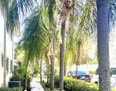 915 Se 22nd Avenue - Photo Thumbnail 30