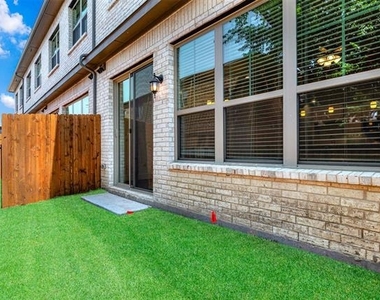 3676 Rickshaw Drive - Photo Thumbnail 19