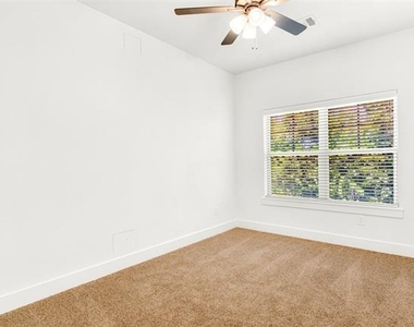 3676 Rickshaw Drive - Photo Thumbnail 14