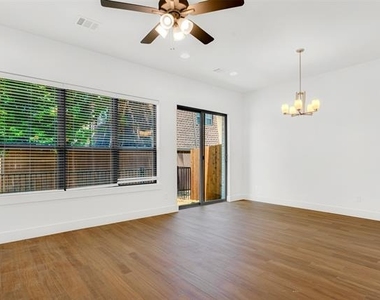 3676 Rickshaw Drive - Photo Thumbnail 8
