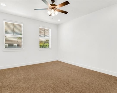 3676 Rickshaw Drive - Photo Thumbnail 15