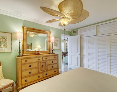 815 Middle River Drive - Photo Thumbnail 10