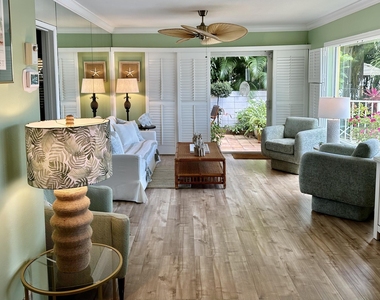 815 Middle River Drive - Photo Thumbnail 6