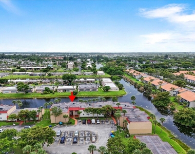 190 Lake Evelyn Drive - Photo Thumbnail 20