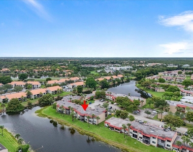 190 Lake Evelyn Drive - Photo Thumbnail 23