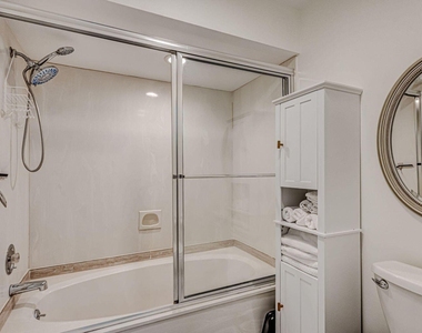 3667 Cape Pointe Circle - Photo Thumbnail 20