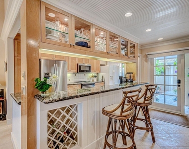 3667 Cape Pointe Circle - Photo Thumbnail 9