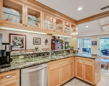 3667 Cape Pointe Circle - Photo Thumbnail 10