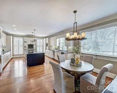 5100 Piper Glen Drive - Photo Thumbnail 11