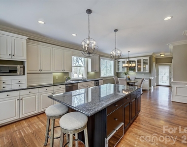 5100 Piper Glen Drive - Photo Thumbnail 15